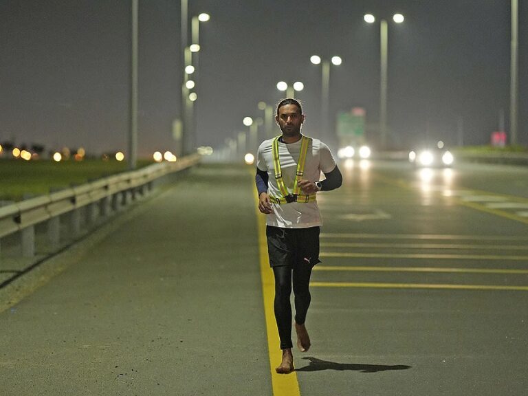 Barefoot Mallu Runs 115km to Raise Awareness for Ocean Conservation